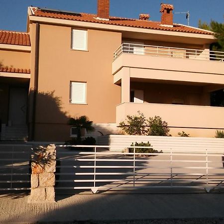 Apartmani Vrancic Мандре Екстериор снимка