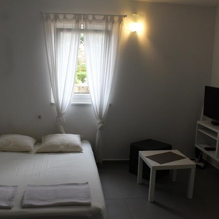 Apartmani Vrancic Мандре Екстериор снимка