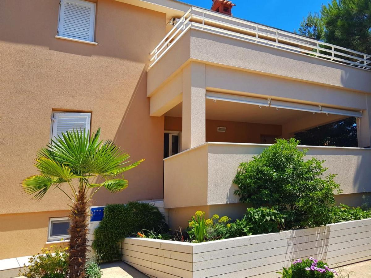 Apartmani Vrancic Мандре Екстериор снимка