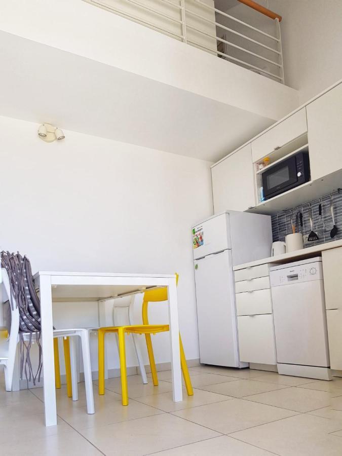 Apartmani Vrancic Мандре Екстериор снимка