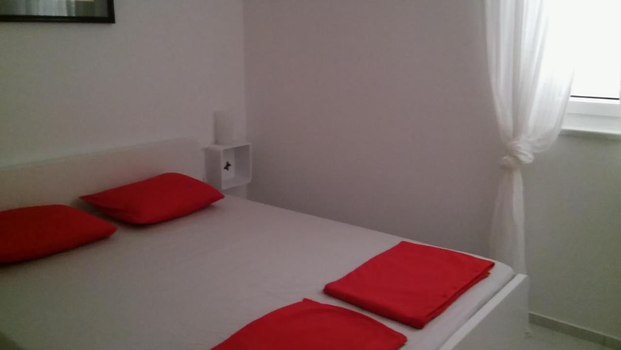 Apartmani Vrancic Мандре Екстериор снимка