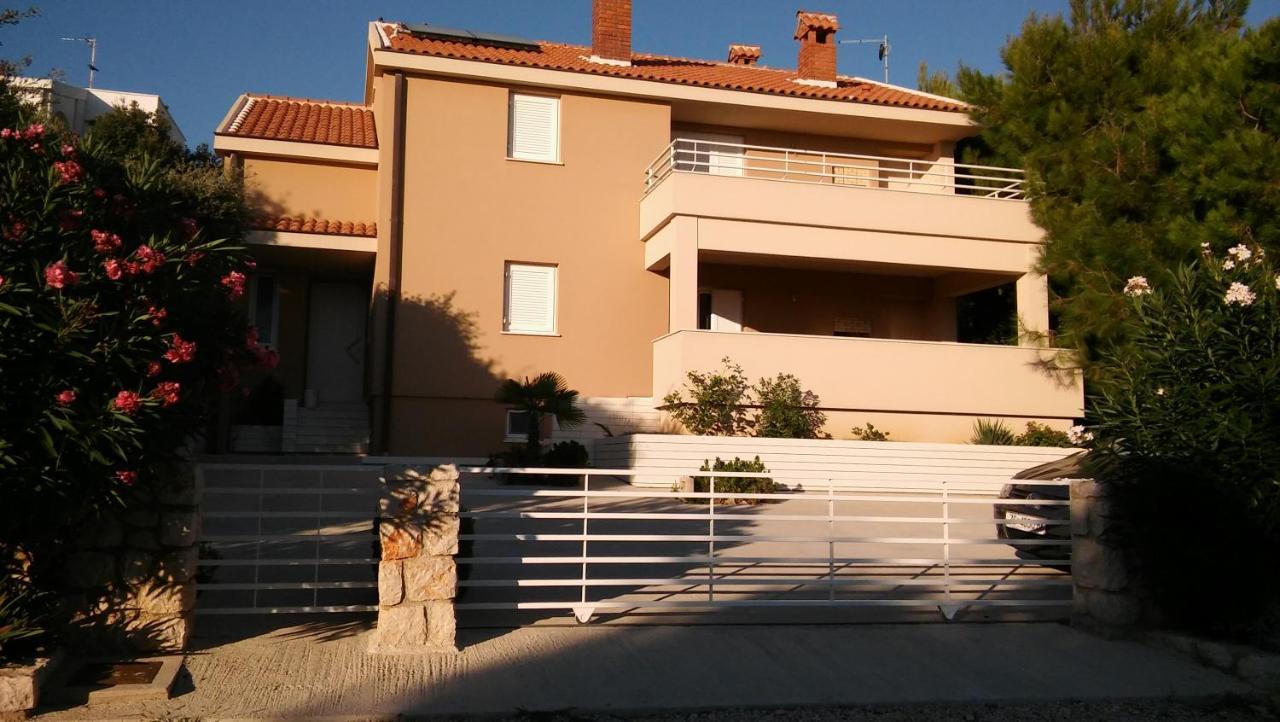 Apartmani Vrancic Мандре Екстериор снимка