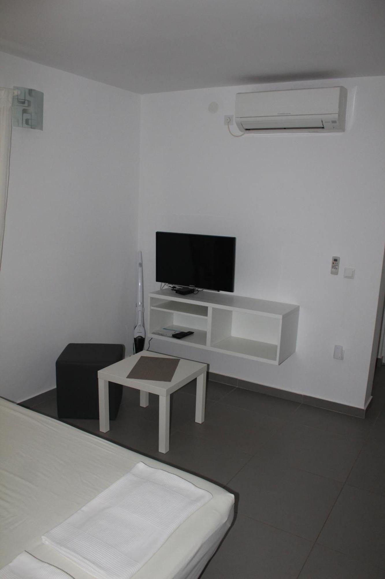 Apartmani Vrancic Мандре Екстериор снимка